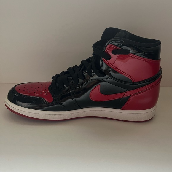 🌟SOLD🌟Jordan 1 patent Bred (Worn twice) in very good condition (size 12) - Picture 6 of 9